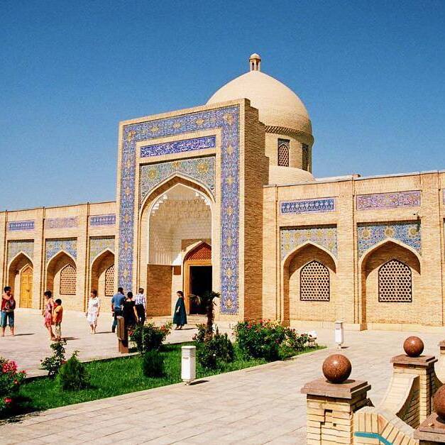 Baha-ud-Din Naqshband Complex